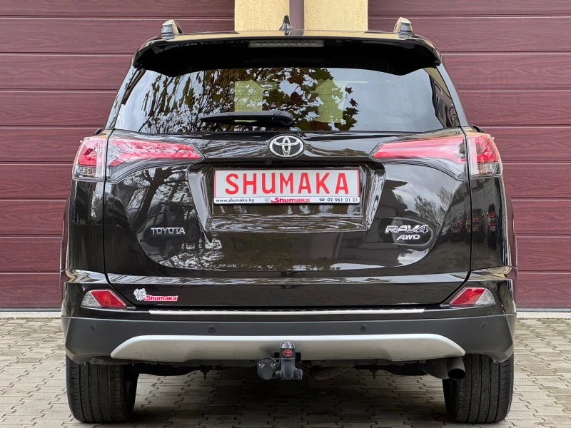 Toyota Rav4 2.0i * 4X4* ПЪЛНА СЕРВИЗНА ИСТОРИЯ В ТОЙОТА!, снимка 6 - Автомобили и джипове - 52365427