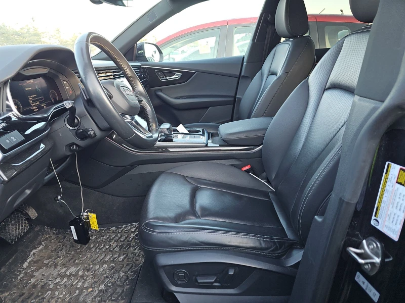Audi Q8 MATRIX* BANG* OLUFSEN* 360КАМЕРА* ОБДУХВАНЕ* , снимка 13 - Автомобили и джипове - 53576099