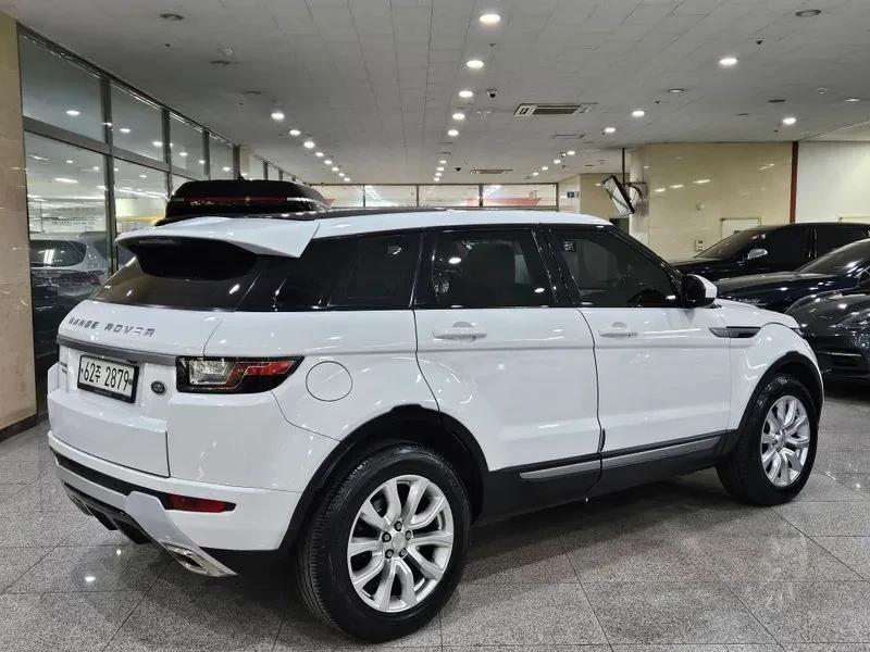 Land Rover Range Rover Evoque 2.2 Sd4 Pure, снимка 3 - Автомобили и джипове - 55216191