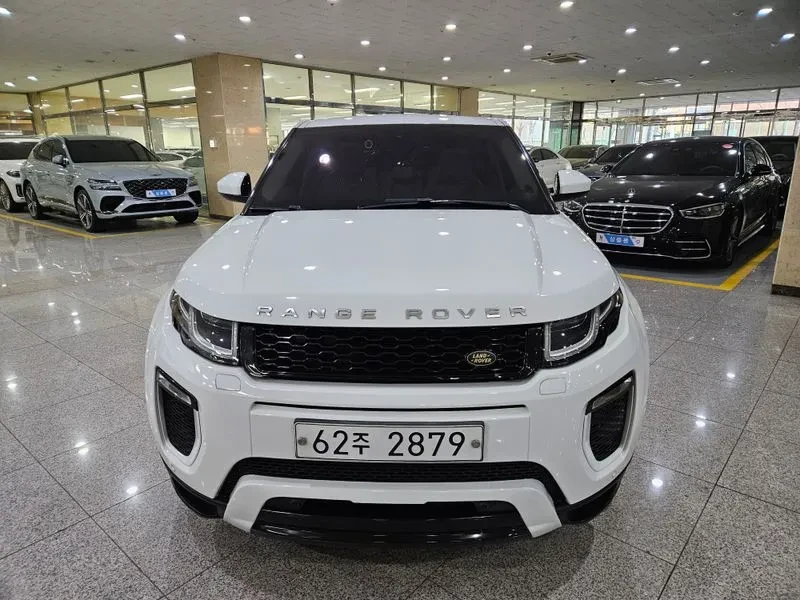 Land Rover Range Rover Evoque 2.2 Sd4 Pure, снимка 2 - Автомобили и джипове - 55216191