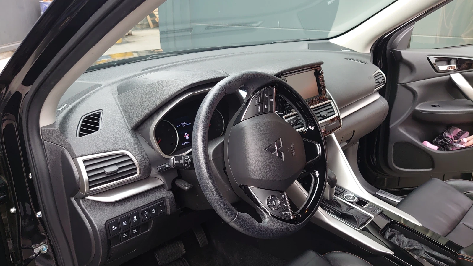Mitsubishi Eclipse Cross INSTYLE - изображение 3