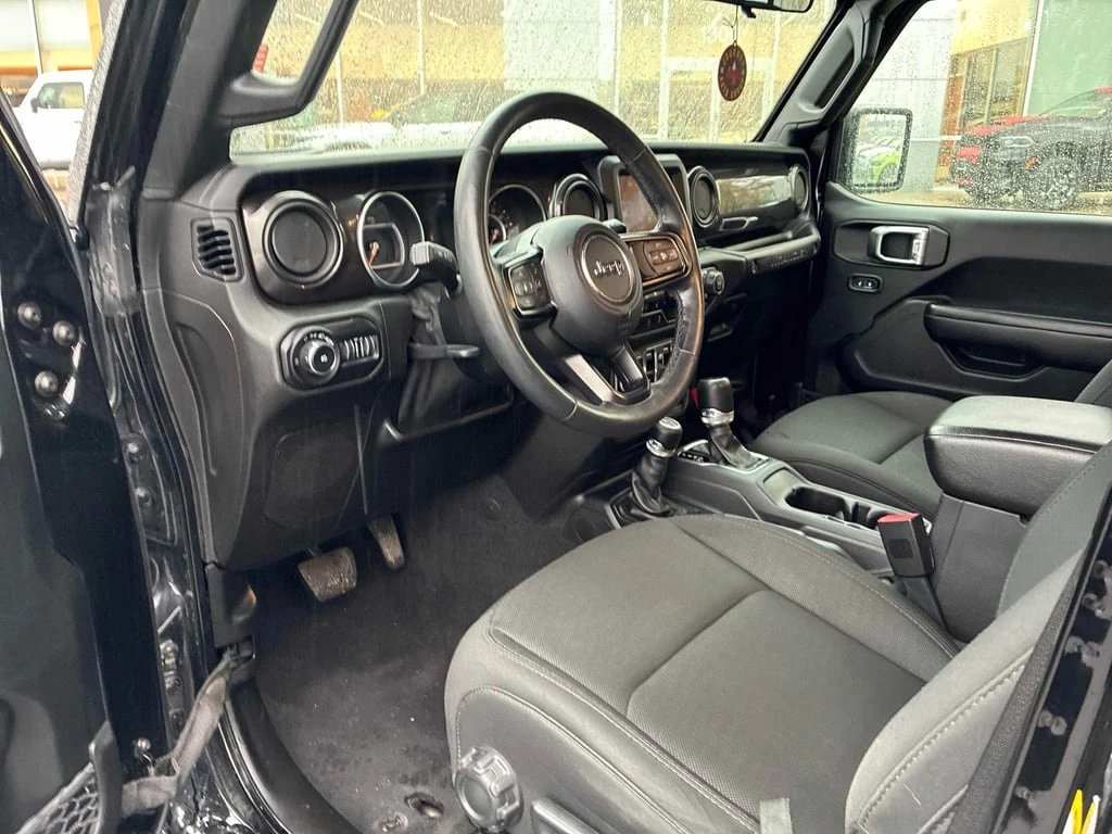 Jeep Wrangler * Sport * CARFAX * ФИНАНСИРАНЕ  - изображение 5