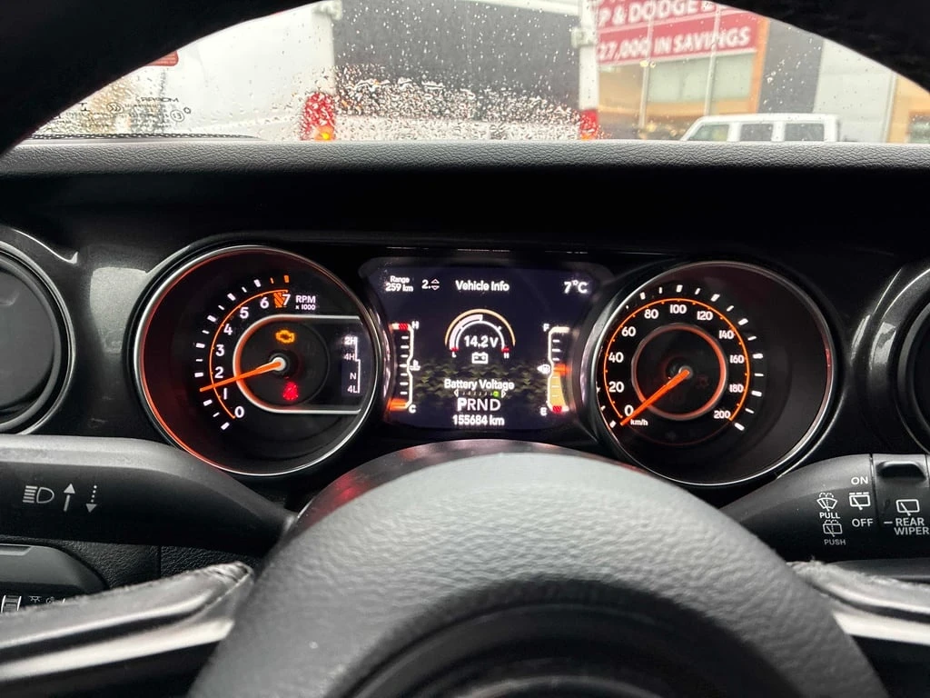 Jeep Wrangler * Sport * CARFAX * ФИНАНСИРАНЕ  - изображение 8