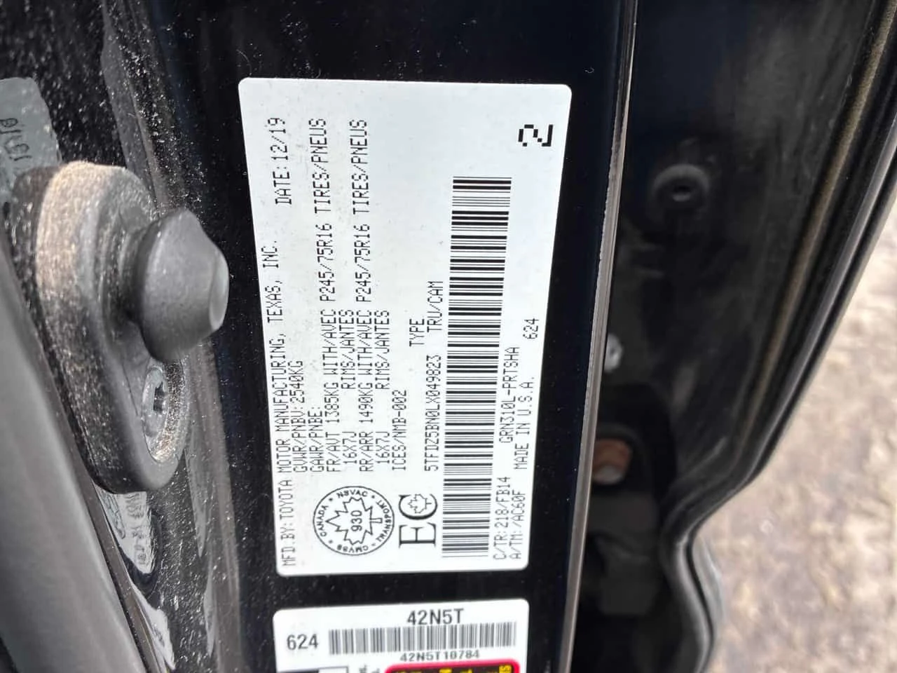 Toyota Tacoma * 4x4 Double Cab * CARFAX * ЦЕНА ДО БГ, снимка 10 - Автомобили и джипове - 53734466