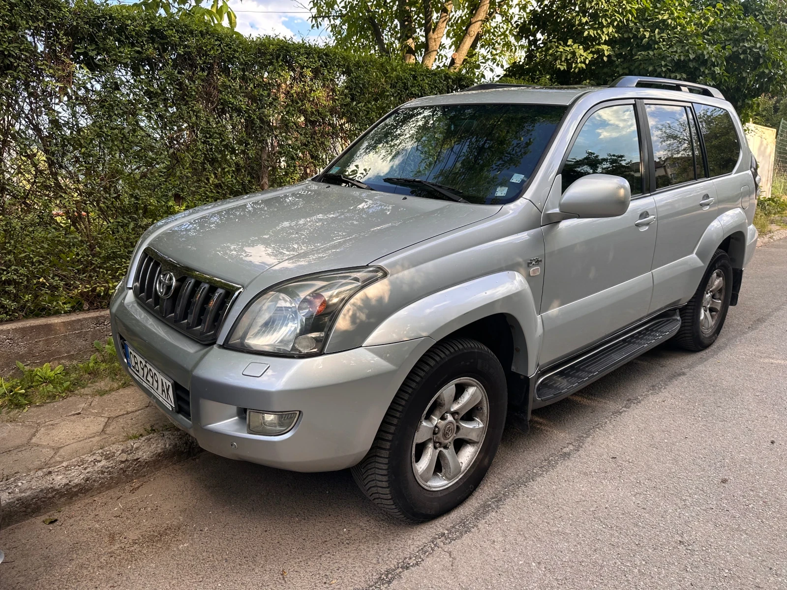 Toyota Land cruiser J120 PRADO 7+ 1 места, снимка 2 - Автомобили и джипове - 54917310