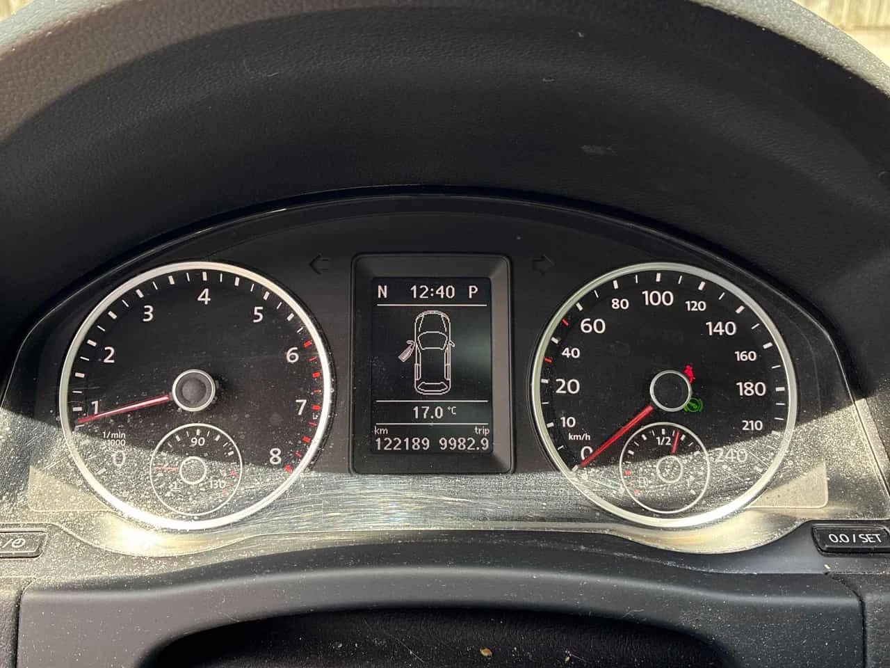 VW Tiguan * Highline * CARFAX * ПОДГРЕВИ * KEYLESS * ПАНО, снимка 8 - Автомобили и джипове - 54931245