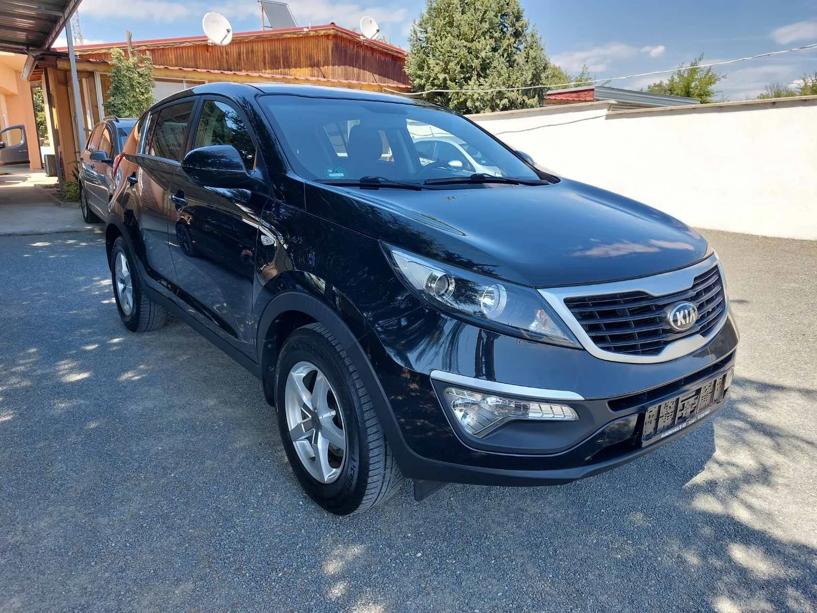 Kia Sportage 1.6, 6ск, снимка 3 - Автомобили и джипове - 55725405