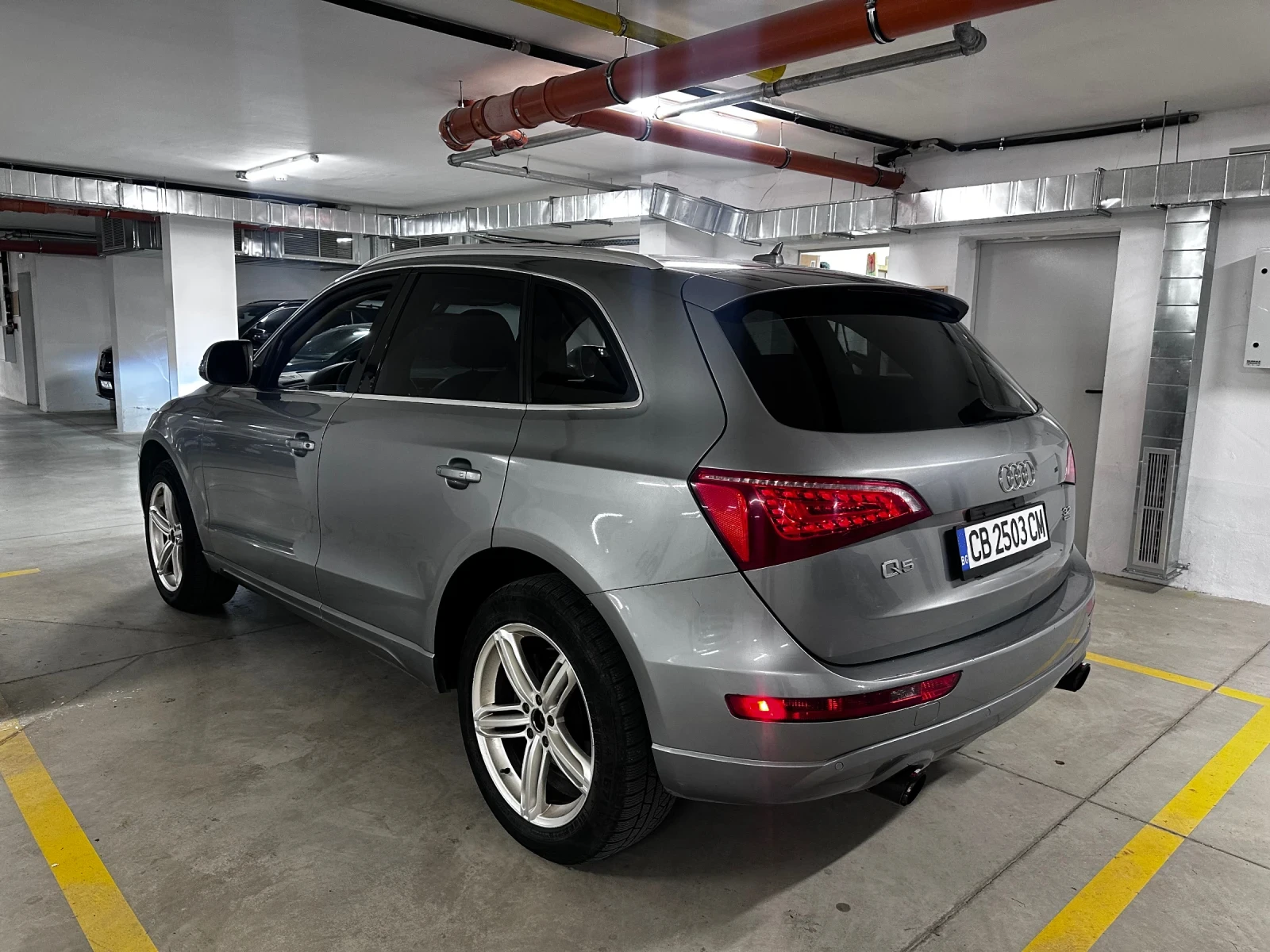 Audi Q5 3.2 FSI, снимка 4 - Автомобили и джипове - 56352456