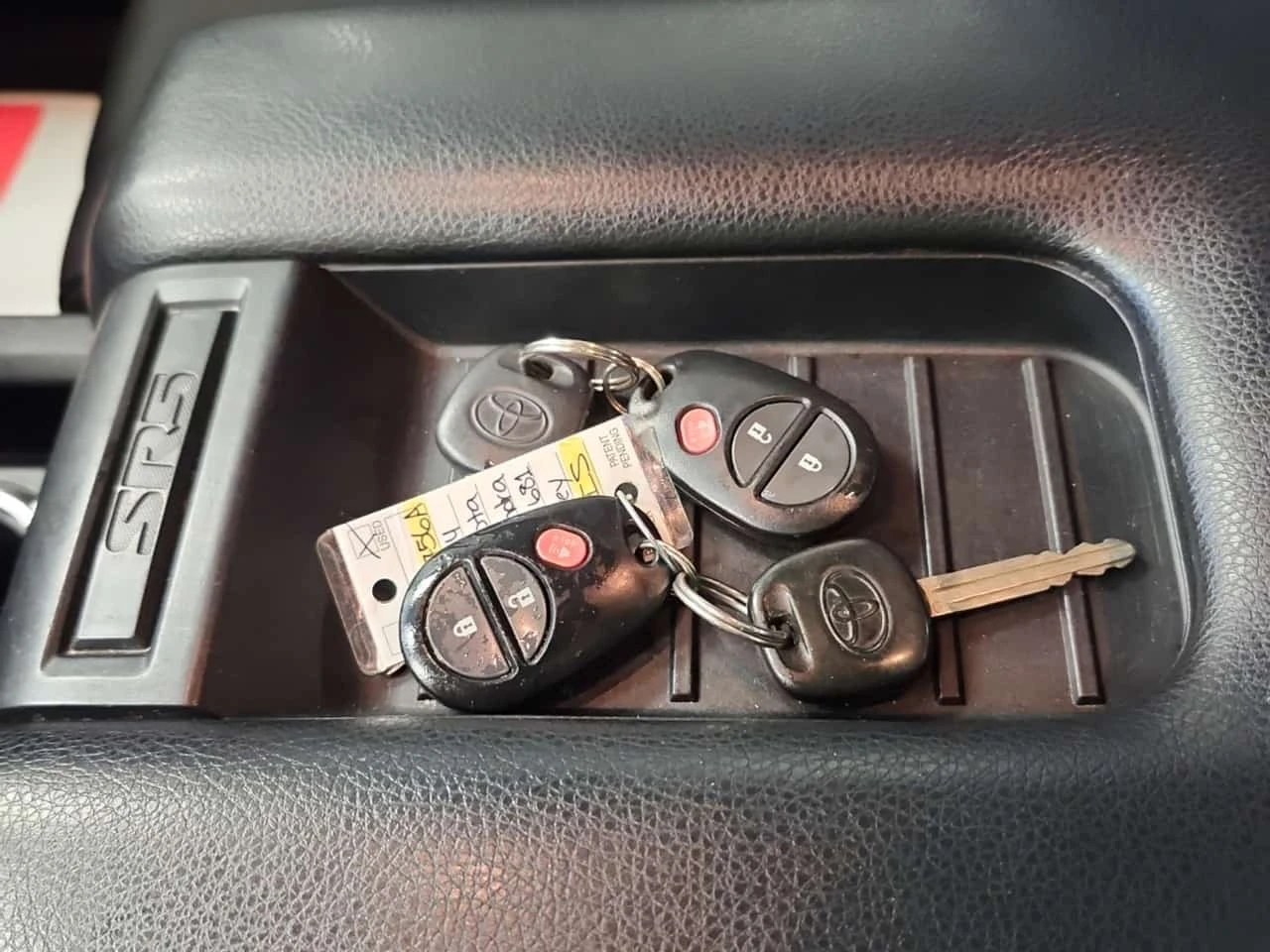 Toyota Tundra 4.6 V8 * 4wd Double SR Crew Cab Std Bed * Carfax * | Mobile.bg � ����������� 11