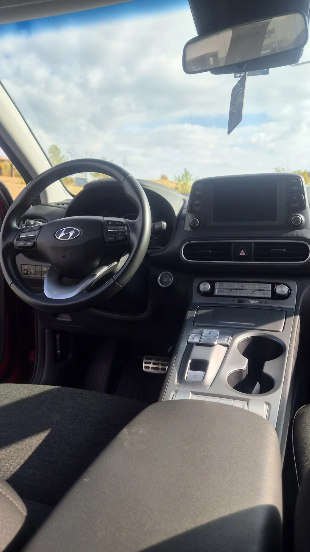 Hyundai Kona, снимка 11 - Автомобили и джипове - 56658101
