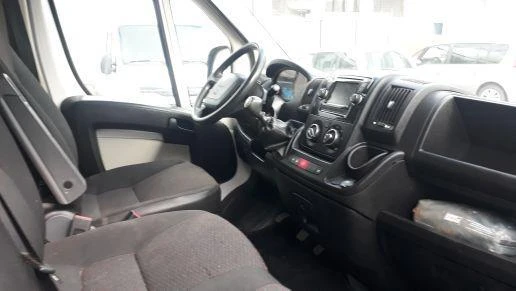 Peugeot Boxer 2.2TDI, снимка 5 - Бусове и автобуси - 53829254