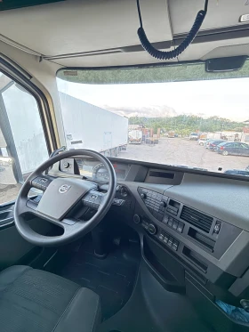 Volvo Fh, снимка 2