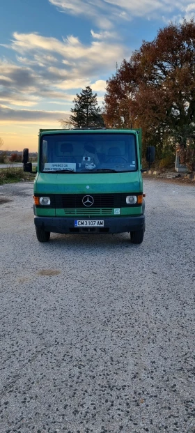     Mercedes-Benz 609