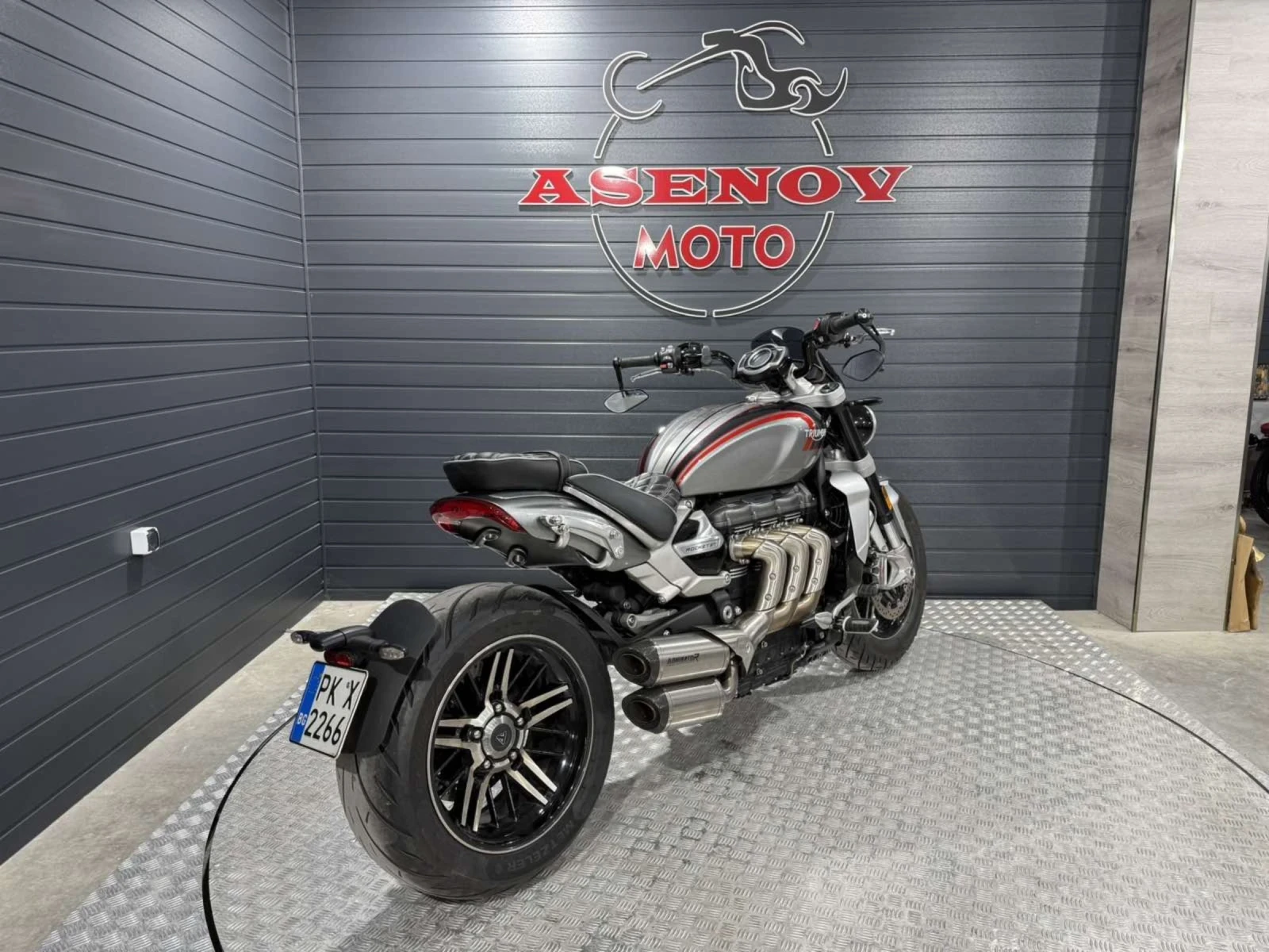 Triumph Rocket ROCKET III GT, снимка 9 - Мотоциклети и мототехника - 54150389