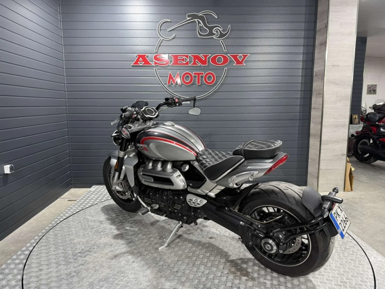 Triumph Rocket ROCKET III GT, снимка 3 - Мотоциклети и мототехника - 54150389