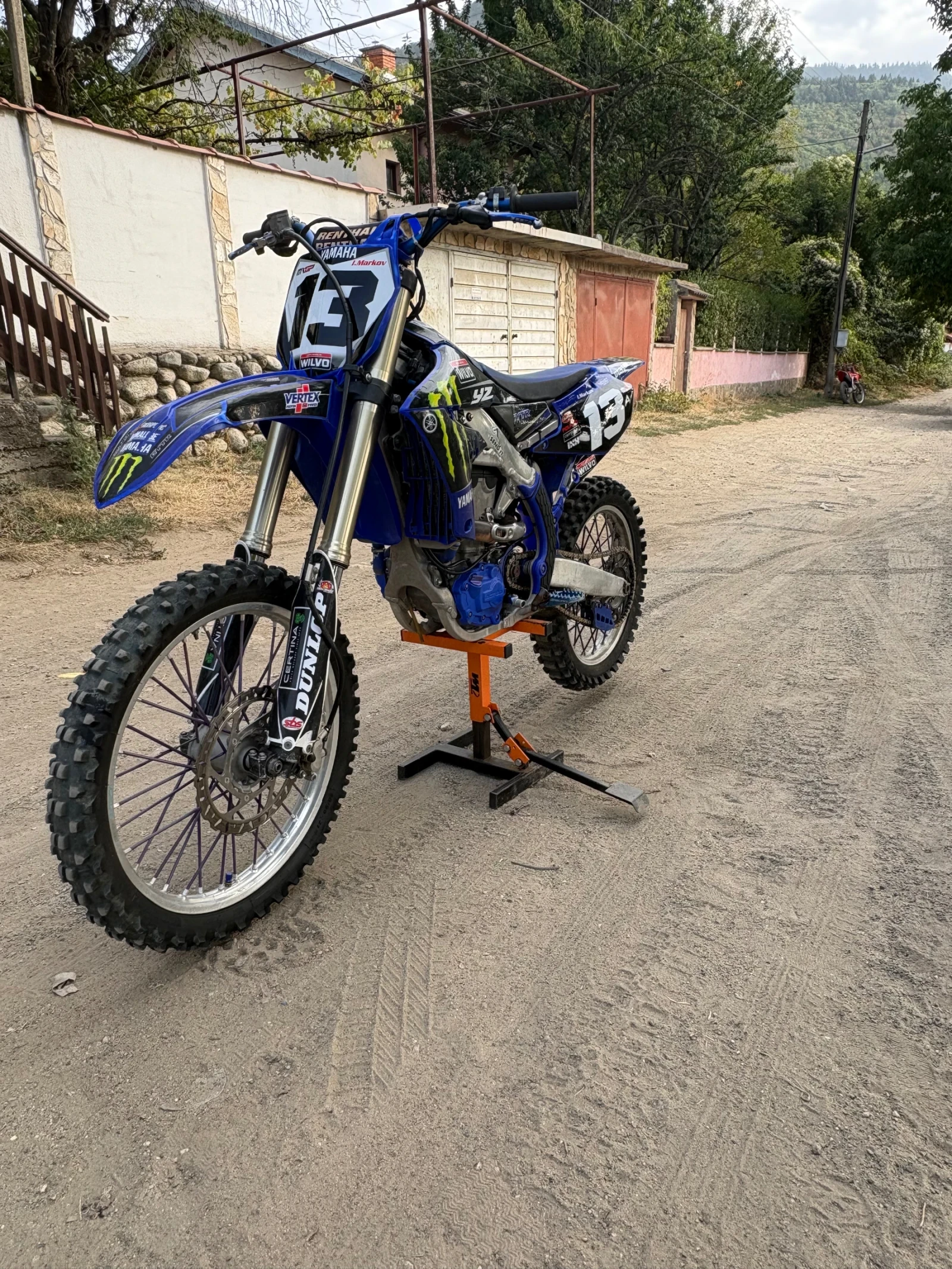 Yamaha Yzf