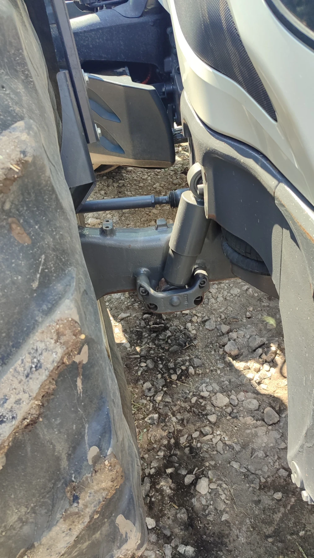 Трактор Valtra Т 254 VERSU - изображение 5