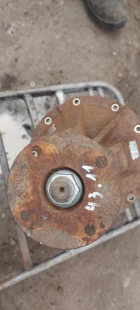 Заден деферинциал  за Toyota Lend Cruiser , снимка 4