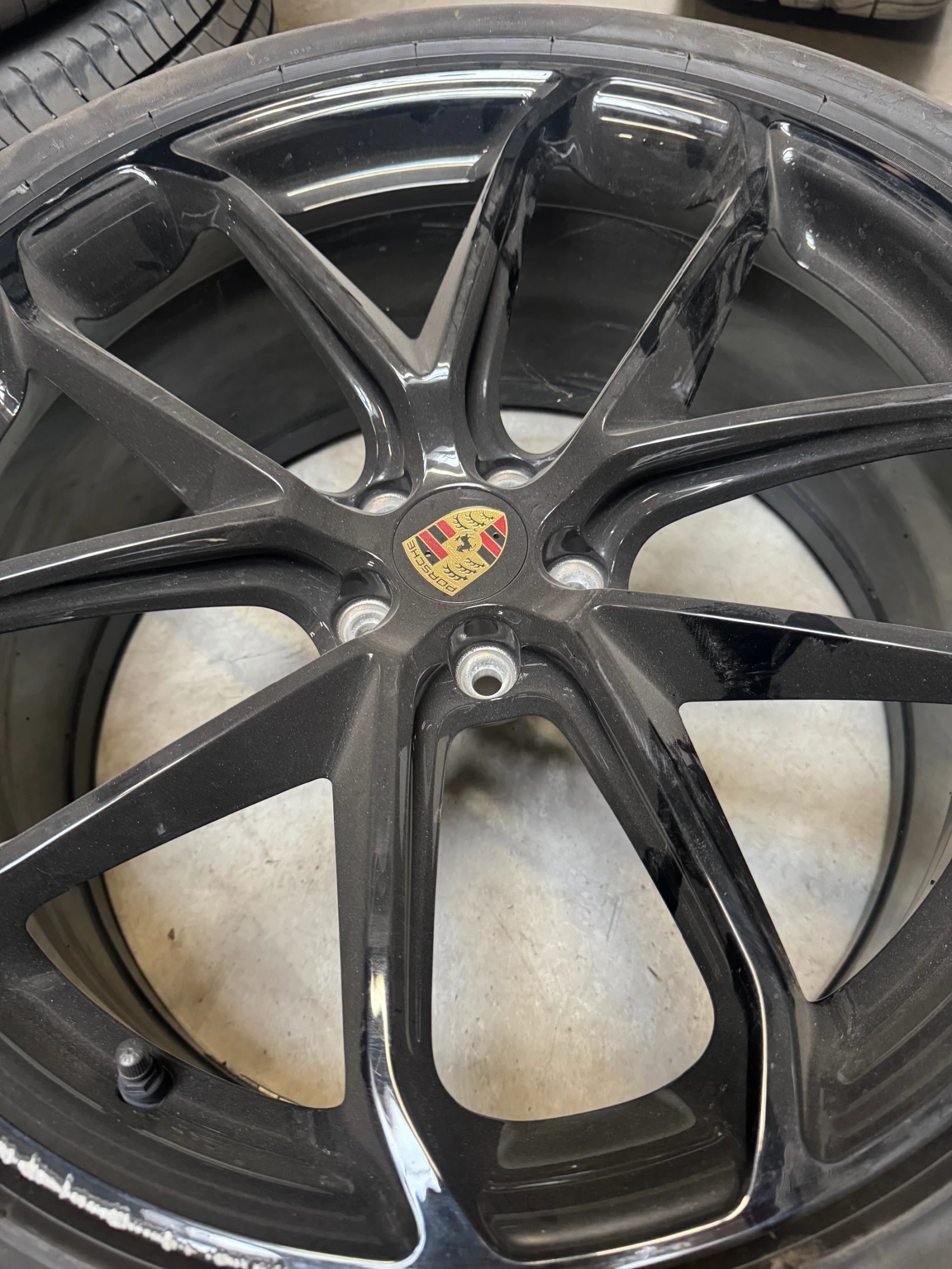    255/35R21  Porsche | Mobile.bg   7