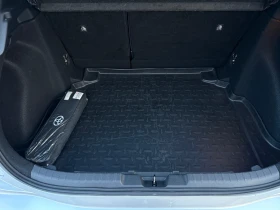 Toyota Corolla 1.8 HYBRID , снимка 12