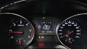 Kia Carnival ЕЛ. БАГАЖНИК* ПОДГРЕВ ВОЛАН* КРАЙНА ЦЕНА, снимка 8