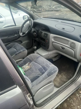 Renault Megane Scenic - 11 лв. - 13011346 5