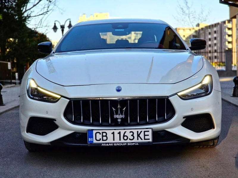 Maserati Ghibli Facelift Carbon Edition SQ4 , снимка 3 - Автомобили и джипове - 49126080