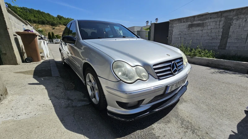 Mercedes-Benz C 220 Classic, снимка 8 - Автомобили и джипове - 47181518