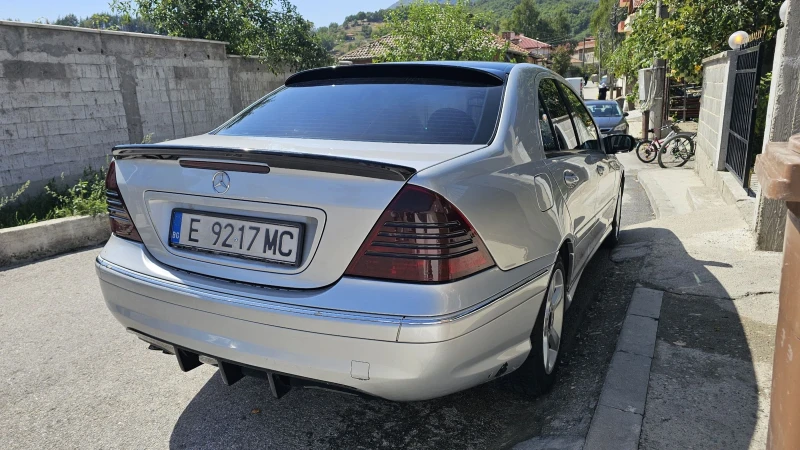 Mercedes-Benz C 220 Classic, снимка 6 - Автомобили и джипове - 47181518