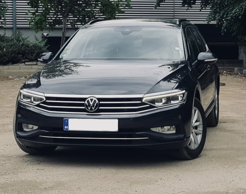 VW Passat 2.0 TDI DSG IQ LIGHT BUSINESS EDITION , снимка 1 - Автомобили и джипове - 47248367