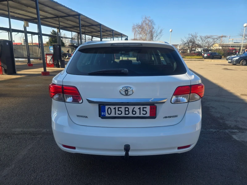 Toyota Avensis FACELIFT/УНИКАТ, снимка 6 - Автомобили и джипове - 49582417