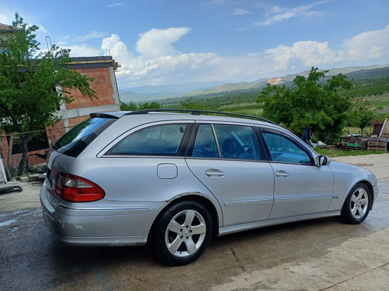 Mercedes-Benz E 220 22 cdi, снимка 11 - Автомобили и джипове - 52442054