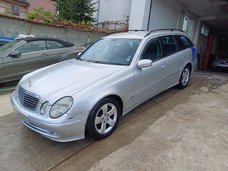 Mercedes-Benz E 220 22 cdi, снимка 13 - Автомобили и джипове - 52442054