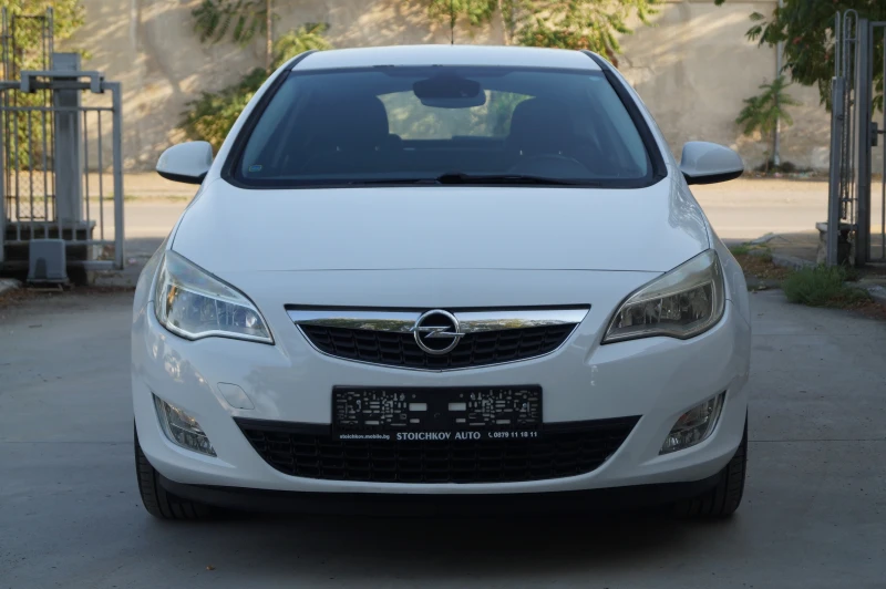 Opel Astra 1.7d, снимка 2 - Автомобили и джипове - 51445775