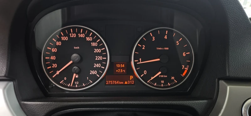 BMW 325 325i ПАНОРАМА/ АВТОМАТ / ГАЗ / ЗАДНО, снимка 10 - Автомобили и джипове - 53097591