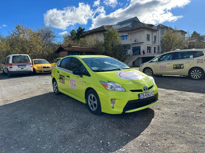 Toyota Prius НОВА///ГАЗ///ХИБРИД///ПЕРФЕКТНА///ЛИЗИНГ, снимка 3 - Автомобили и джипове - 53287231