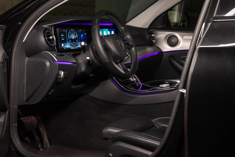 Mercedes-Benz E 220 * Head-Up* 9 G-Tronic* Heating Seats* , снимка 7 - Автомобили и джипове - 53324729