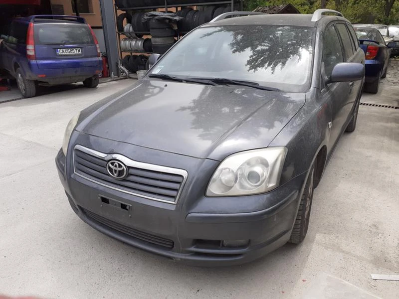 Toyota Avensis 2.2D4D, снимка 1 - Автомобили и джипове - 33128328