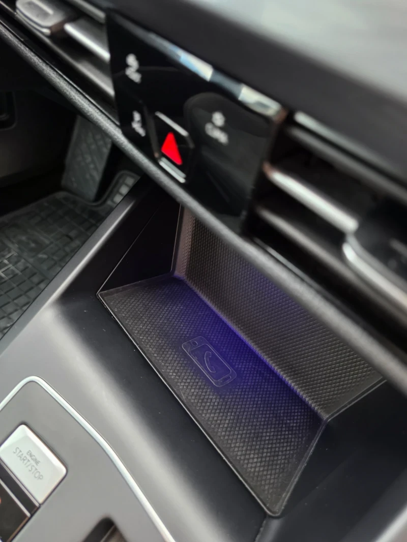 VW Golf 1.5* гаранция* фабричен метан* подгрев* дистроник, снимка 14 - Автомобили и джипове - 52244366