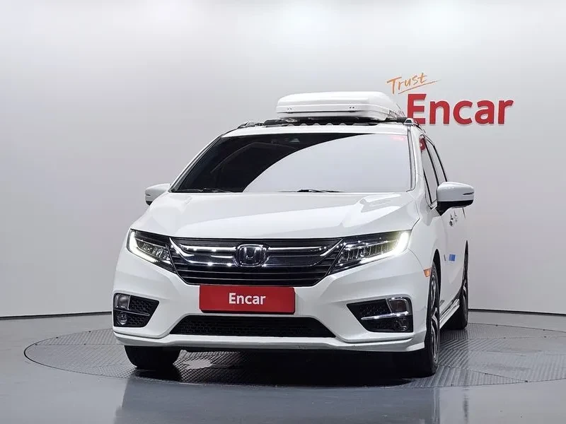 Honda Odyssey 3.5 5Th Generation, снимка 3 - Автомобили и джипове - 55843017