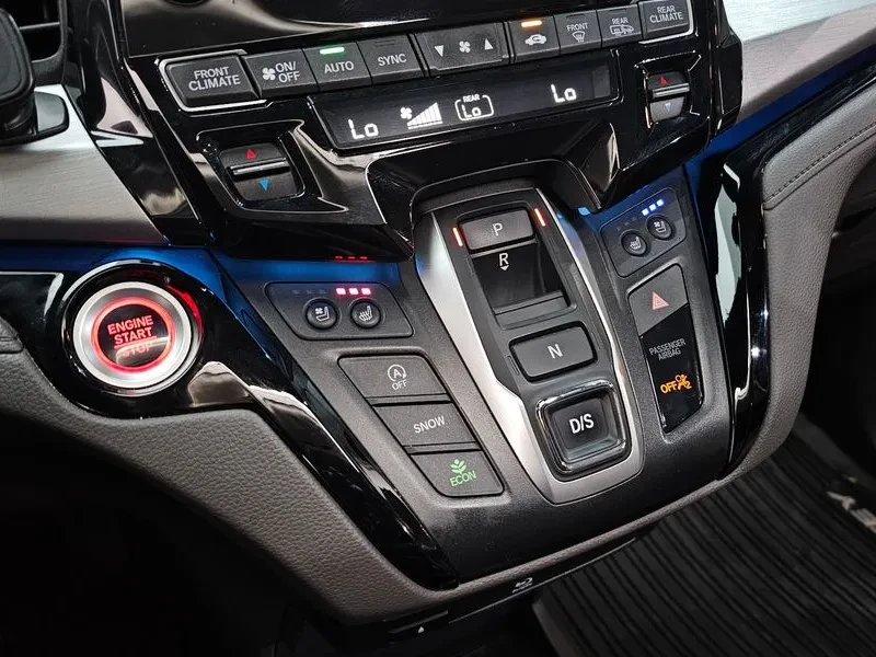 Honda Odyssey 3.5 5Th Generation, снимка 9 - Автомобили и джипове - 55843017