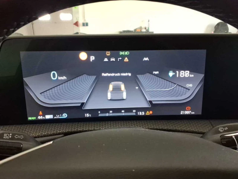 Kia EV6 AWD Navi LED Camera Leather, снимка 8 - Автомобили и джипове - 56732591