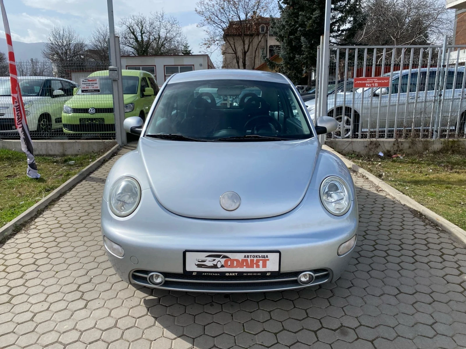 VW Beetle 1.6i/РЕАЛНИ КМ ! ! !  - изображение 2