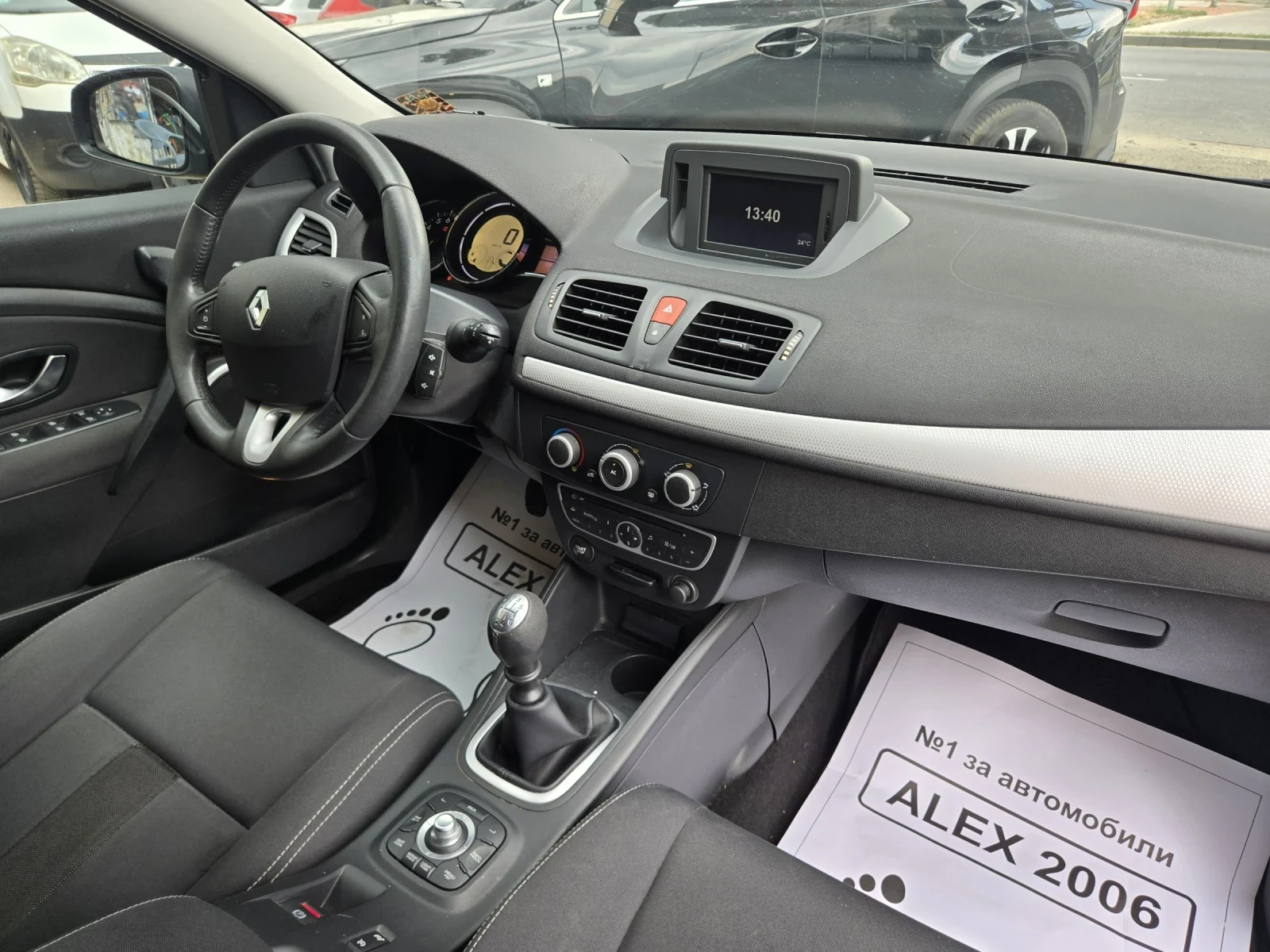 Renault Megane 1, 4 бензин - изображение 8