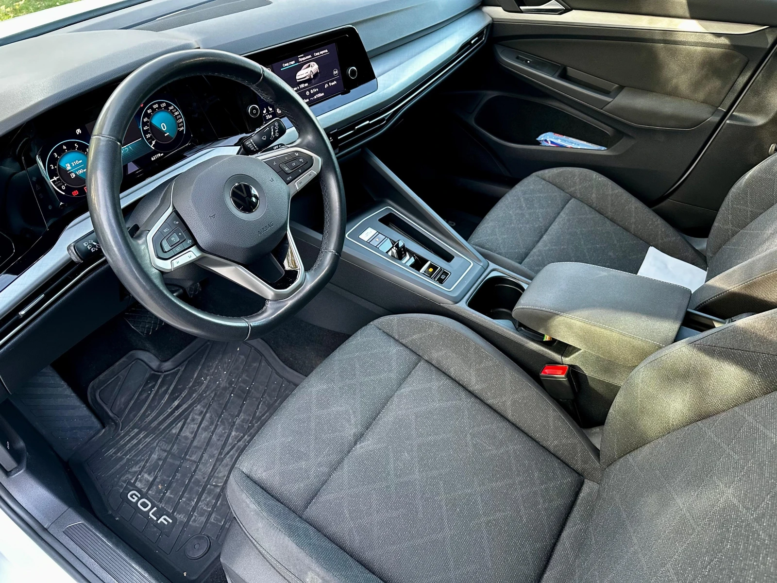 VW Golf 1.5* гаранция* фабричен метан* подгрев* дистроник - изображение 7