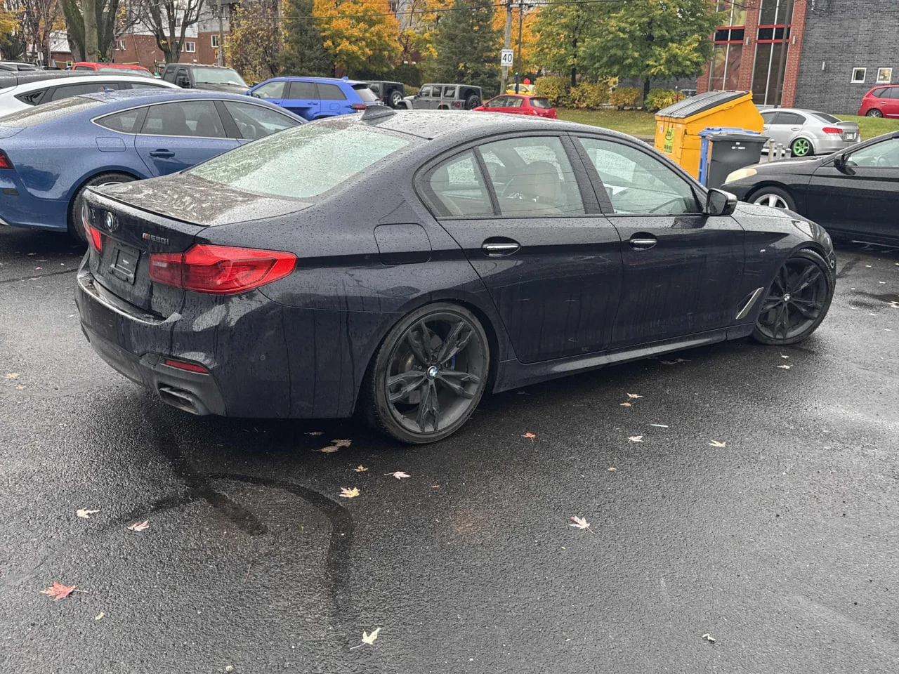 BMW 550 * АВТО КРЕДИТ* ЦЕНА ДО БГ * СЕРВИЗНА ИСТОРИЯ *  - изображение 5