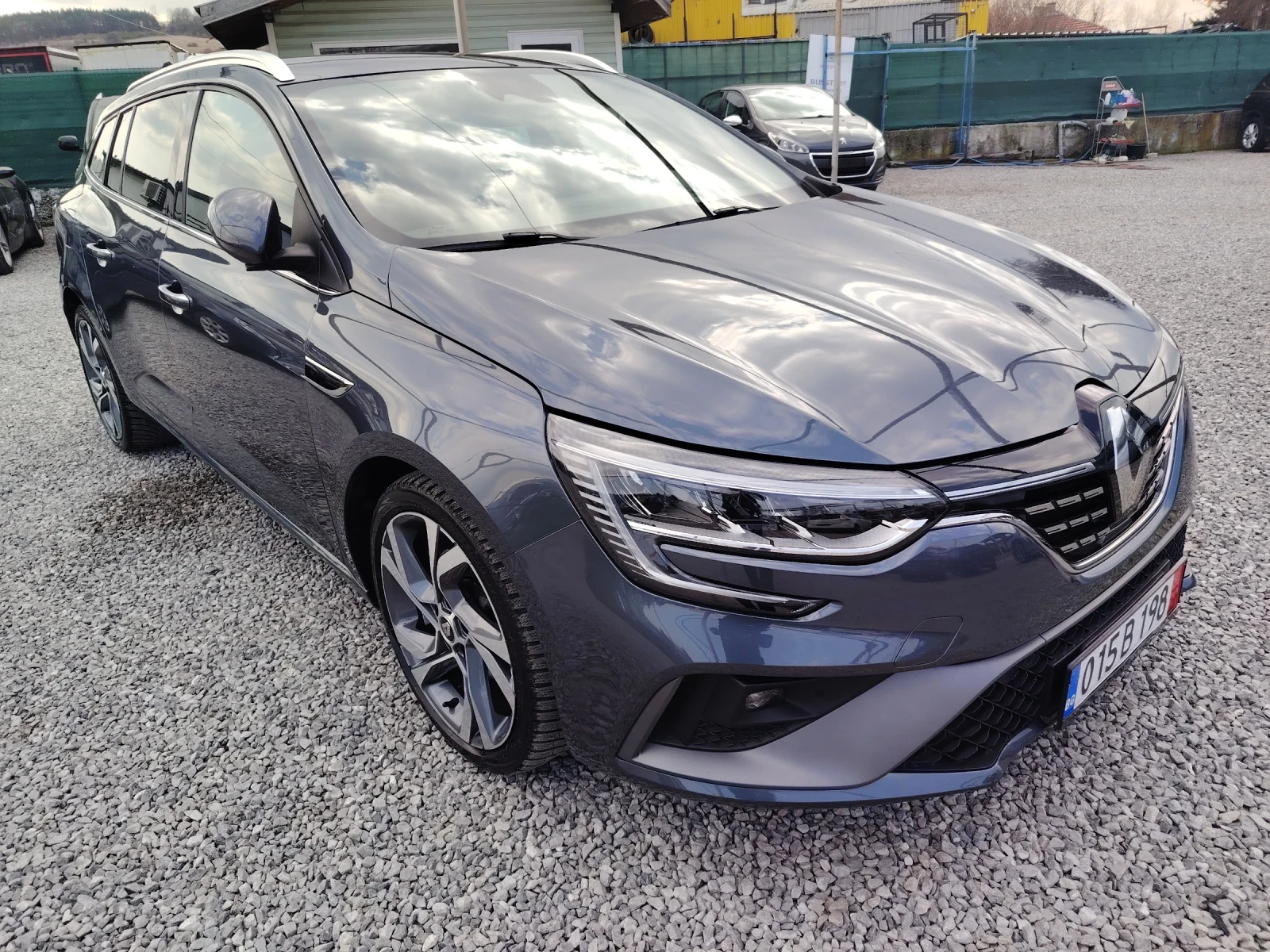 Renault Megane 1.5 DCI R.S LINE, снимка 3 - Автомобили и джипове - 52699972