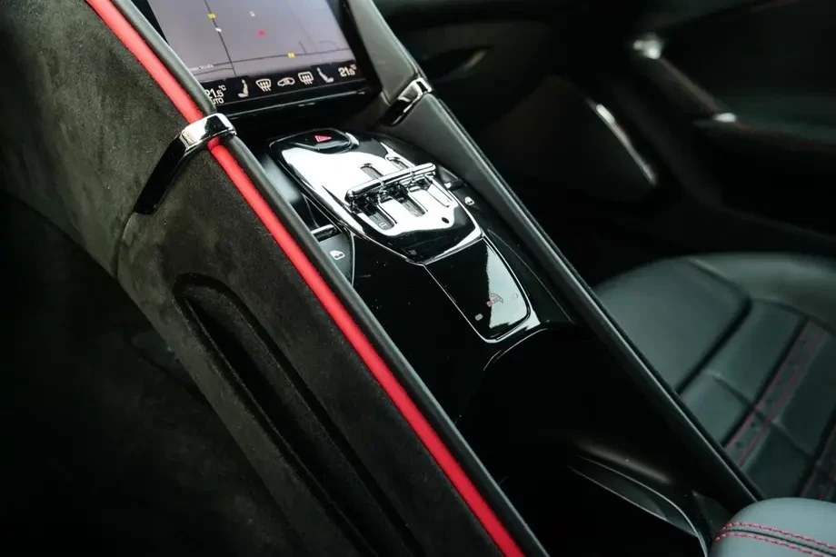 Ferrari Roma = Brembo Carbon Ceramic Brakes = �������� | Mobile.bg � ����������� 13