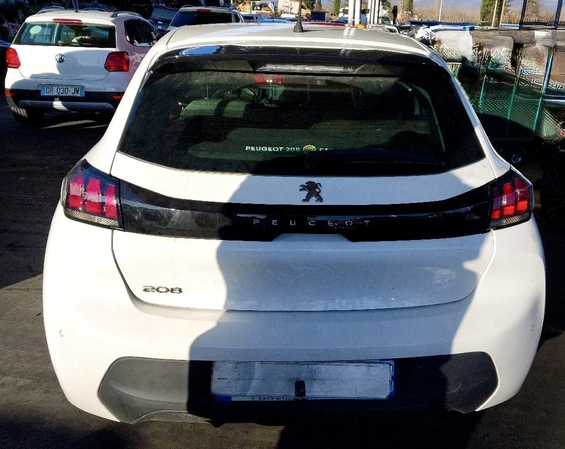 Peugeot 208 1.5BHDI M1 2места! - изображение 7
