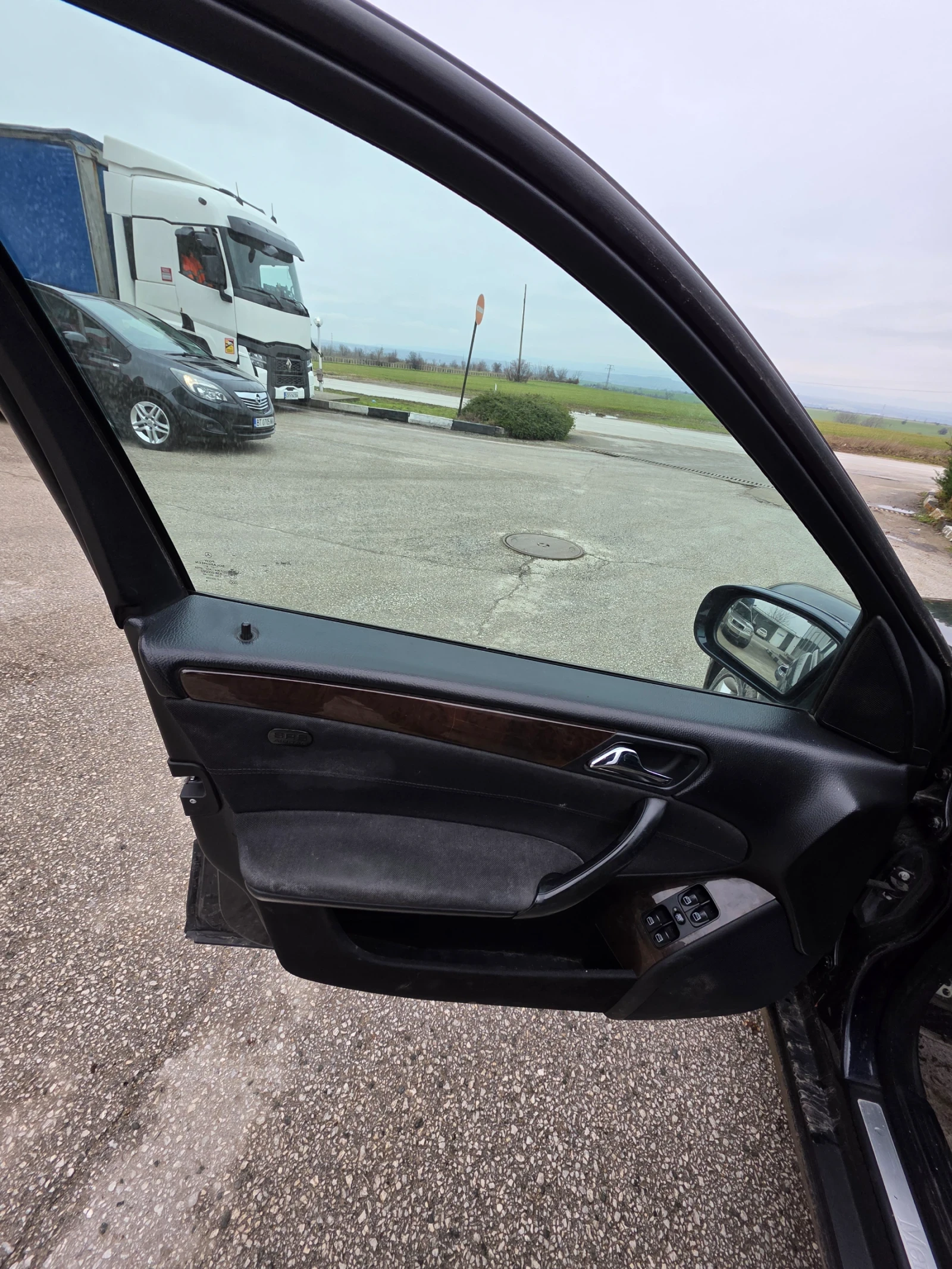 Mercedes-Benz C 220 | Mobile.bg � ����������� 5